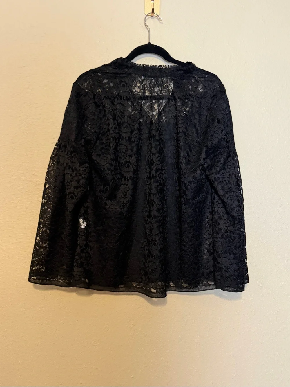 Chico's black lace bell‎ sleeve blouse with cami Size 14 NWT